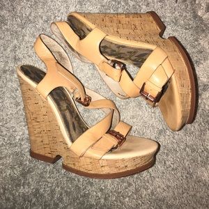 Peach strappy wedges